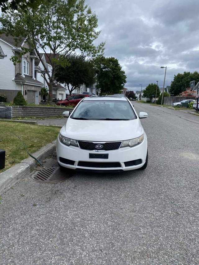 Kia Forte 5 2011 in Cars & Trucks in Gatineau