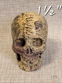 Crâne Skullis 1½" jaspe picture. Picture jasper mini skull.