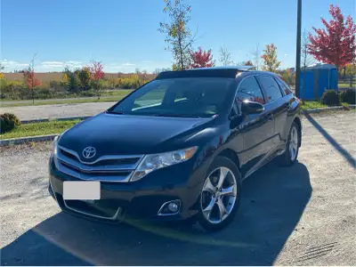 This 2014 Toyota Venza XLE AWD is safety certified until July 31. It features a reliable V6 engine a...