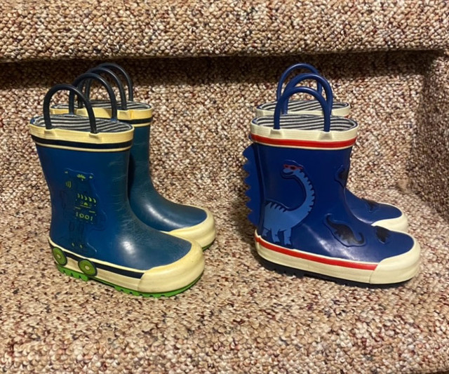 Toddler Size 5 Rain Boots in Clothing - 2T in Winnipeg