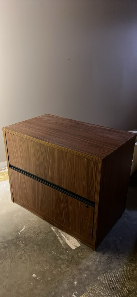 Sturdy filing cabinet  in Bookcases & Shelving Units in Ottawa