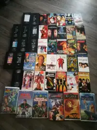 VHS a vendre et deux vidéos