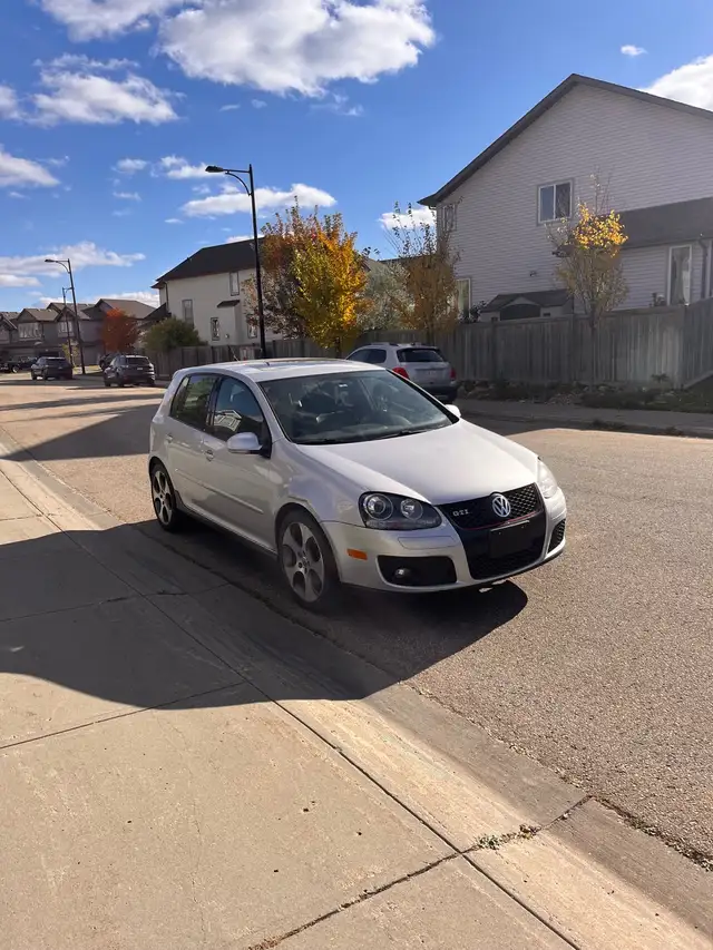 2008 VW gti in Cars & Trucks in Strathcona County - Image 4