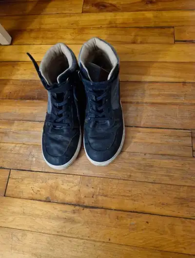 Good Shoes, View more