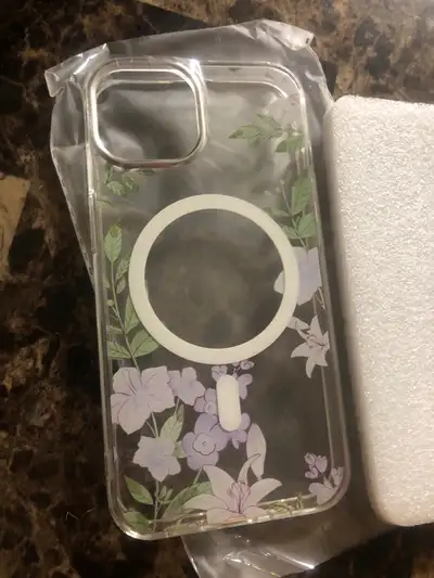 Floral MagSafe iPhone 13/14/15/16 Case - NEW, View more