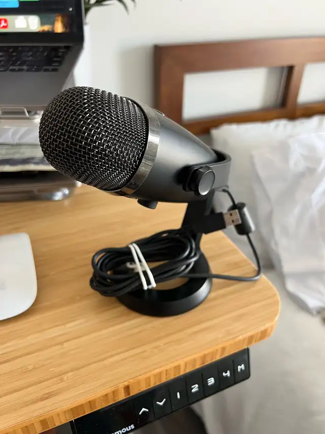 Yeti Microphone  in Speakers, Headsets & Mics in Moncton - Image 2