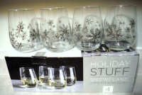 Holiday Themed Set of Four BRAND NEW Stemless Wine Glasses !!!