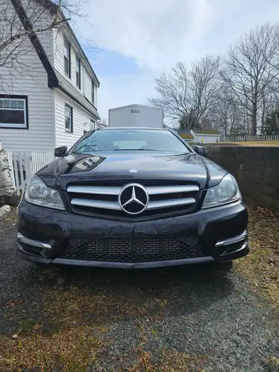 2013 Mercedes 2door (coupe) 103,000kms In mint condition. No body or engine issues. Comes with 4 win...