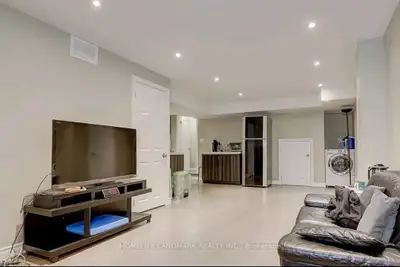 2 Bedroom, 1 Bathroom Basement Apartment For Rent in Markham