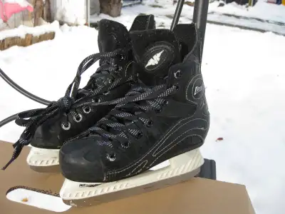 Youth MISSION WARP Hockey Skates Size 13 GC, View more