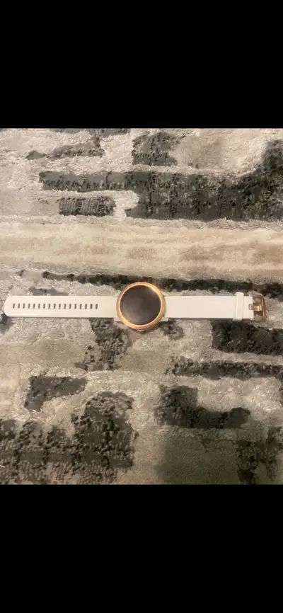 Garmin Vivoactive 3  in rose gold(hardly used), View more