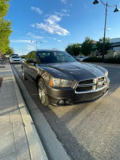 2014 Dodge Charger SXT RWD Selling my dad’s 2014 Dodge Charger SXT. Solid and reliable car, he’s jus...