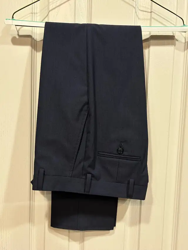 Boy’s Michael Kors 2-piece  Suit,  Dress Shirt/Belt/Tie bundle in Kids & Youth in Calgary - Image 9