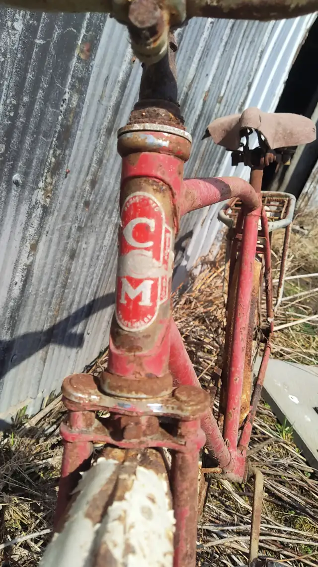 1940s antique CCM bicycle original in Other in Norfolk County - Image 8