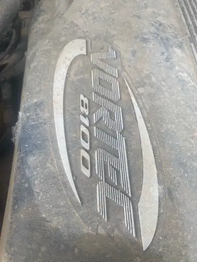 selling a 8.1 gmc vortec engine from a 2003, truck came in with just under 180,000 engine sounds ama...