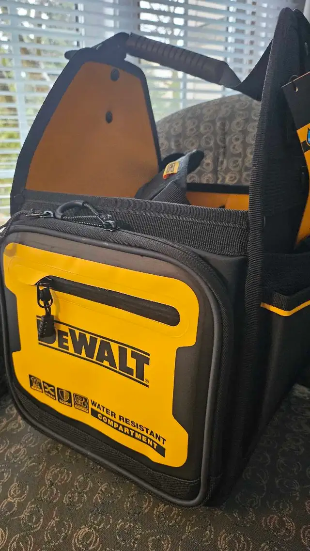 DeWalt Electrician Tote 11" - new in Tool Storage & Benches in Markham / York Region - Image 3