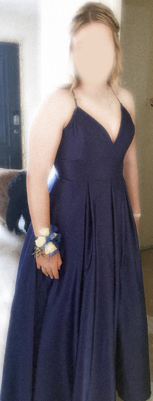 Prom/Bridesmaid Dress - Size 10 in Women's - Dresses & Skirts in Mississauga / Peel Region - Image 2