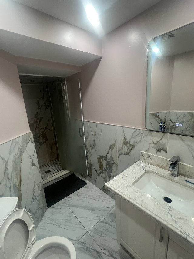 2 Rooms Available in Spacious Walkout Basement – Mississauga in Room Rentals & Roommates in Mississauga / Peel Region - Image 4