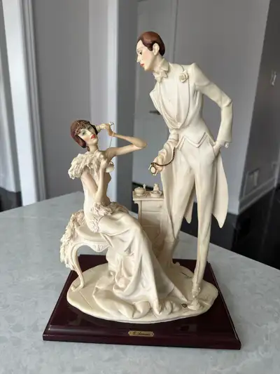 Giuseppe Armani Porcelain Figurine The Telephone Woman on Phone., View more