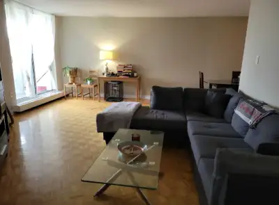 1 bedroom available 3 min walk from Islington station Brand new bed and desk if needed Wifi and hydr...