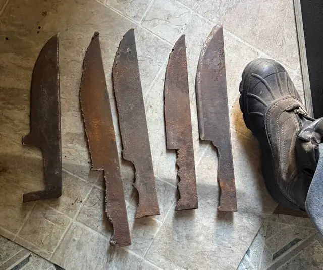 Handmade blue spring steel knives, Deba, Hocho, Kukri in Kitchen & Dining Wares in Oshawa / Durham Region - Image 8