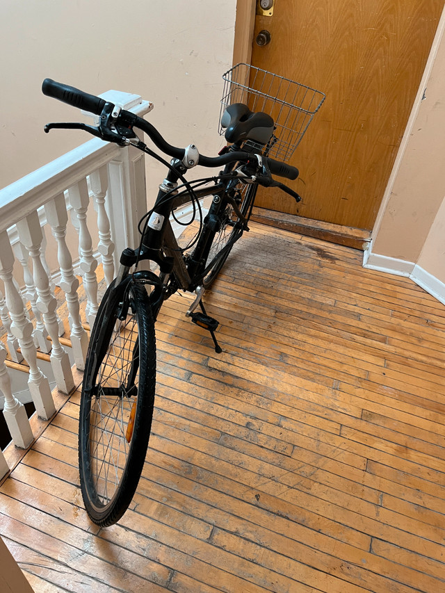 Vélo Louis Garneau (cadre M) dans Randonnée, ville et hybrides  à Ville de Montréal - Image 4