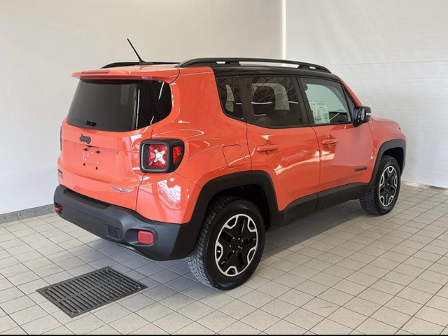 Jeep renegade 2019 TrailHalk in Cars & Trucks in City of Montréal - Image 4
