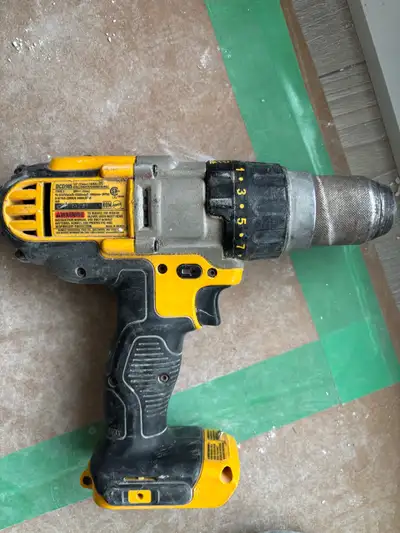 DeWalt DCD985 Drill, View more