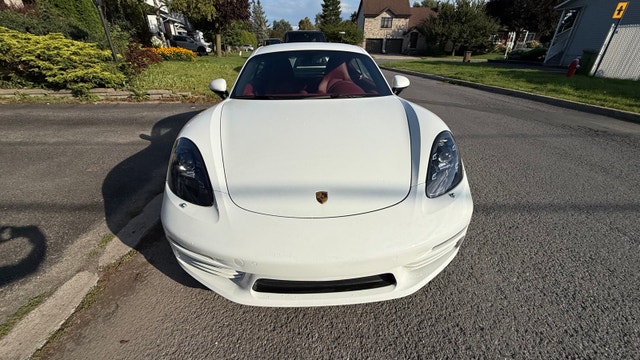 2024 Porsche 718 Cayman Manuelle — photo 3