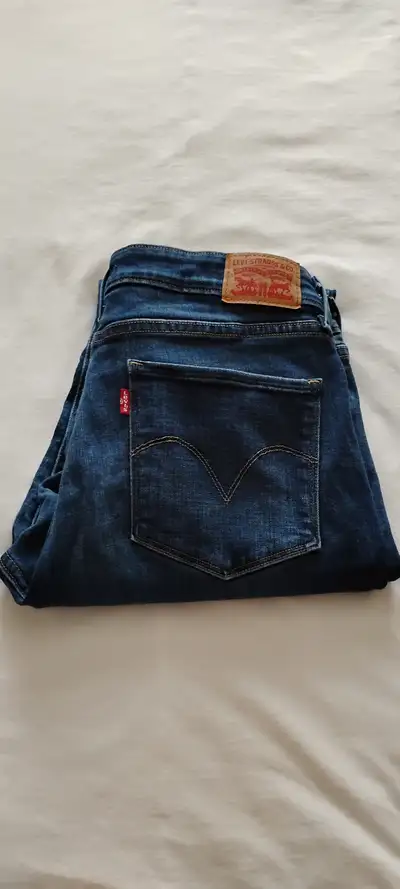 Levi's, Kensie, Rjeans, Artisan ny, View more