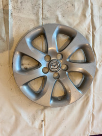 Mazda 3 2010 wheel caps