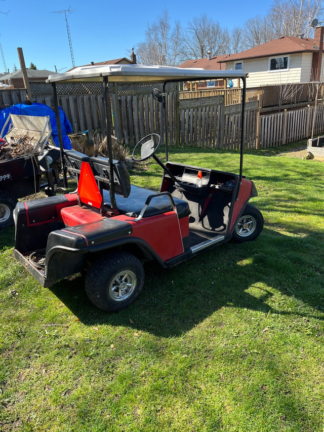 Golf cart ezgo 1994 in Other in Kawartha Lakes - Image 2