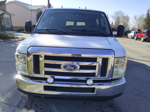 2012 Ford E 350