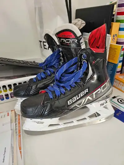 Is This Available, Will be ignored... Size 9 Fit 2 $225 FIRM Cash Or, Payment Link Option: Add 3% ht...