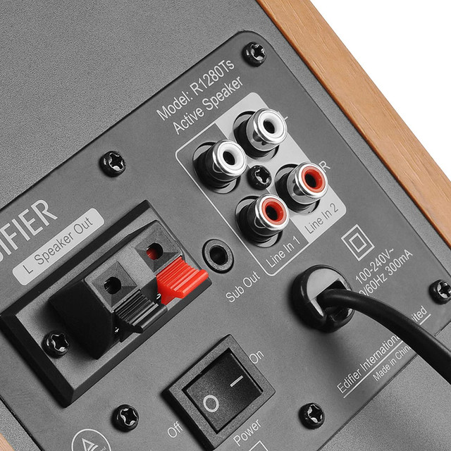 Edifier R1280Ts Powered Bookshelf Studio Monitor Speakers 42Wats in Other in City of Toronto - Image 2