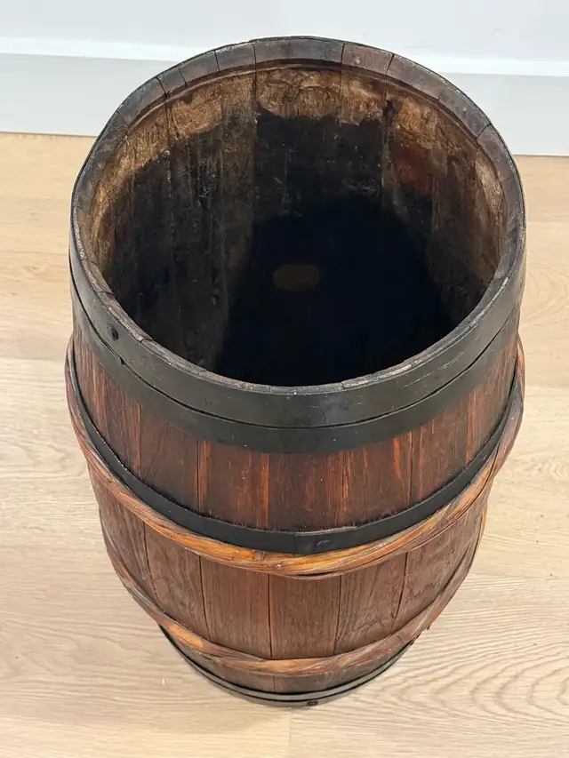 Refinished Wooden Barrel in Other in Hamilton - Image 7
