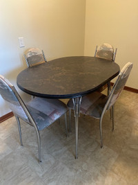 1960's vintage kitchen table and chairs!