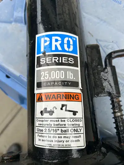 1 used adjustable gooseneck trailer part of hitch for ball hook up .switched out off new trailer for...