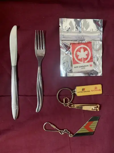 Item 1 - $ 10 TWA flatware ( Trans World Airlines ) - Fork - 15 cm ( length) - Manufactured by: Inte...