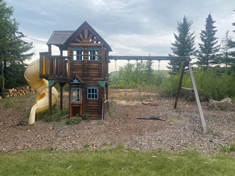 Costco play structure Free Stuff Calgary Kijiji