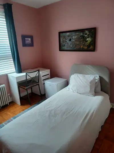 T.O.,room, meals, laundry $725.