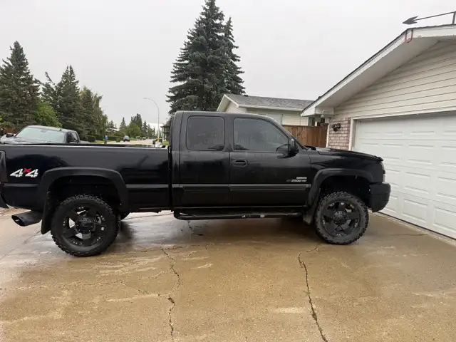 2006 Duramax 2500584651799455354882