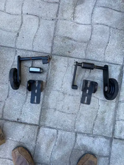 Wheel kit for skis Not sure if it is all there. Have what is in the picture. Let me know if interest...