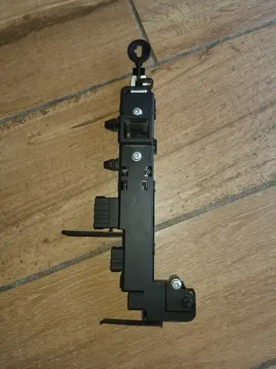 Whirlpool Washer GHW9150PW0 Door Lock Latch Assembly WP8182634, View more