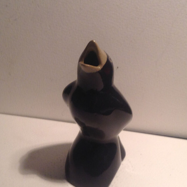 Vintage Pottery BLACK Pie Bird Vent Funnel in Arts & Collectibles in Vancouver - Image 2