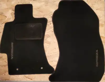 Original set of floor mats for Subaru Impreza - great condition - $20 Contact/text to 289-306-7040