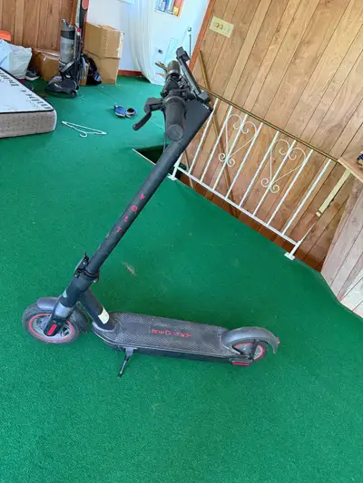 Redsky e-scooter for easy commute to move around. Max speed 35kmph. Range 40km. 3 speed modes. You c...