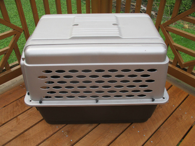 LARGE Size Pet Carrier--Like New! in Accessories in New Glasgow - Image 3