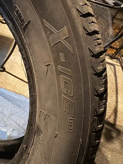 $75 each. Worth 2x Quantity 4 225/60R 18 Michelin X-Ice, 7mm of tread of the specified 8.3 Roughly 5...