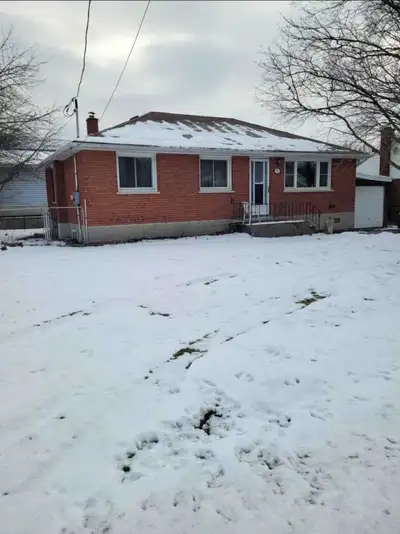 Entire home for rent 1 year lease Available January 1 Parking and laundry on site Basement partially...